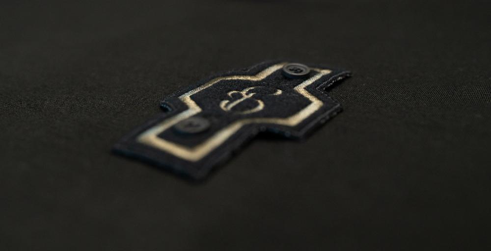 Stories Milano T-SHIRT REGULAR + PATCH – BLACK Vendita