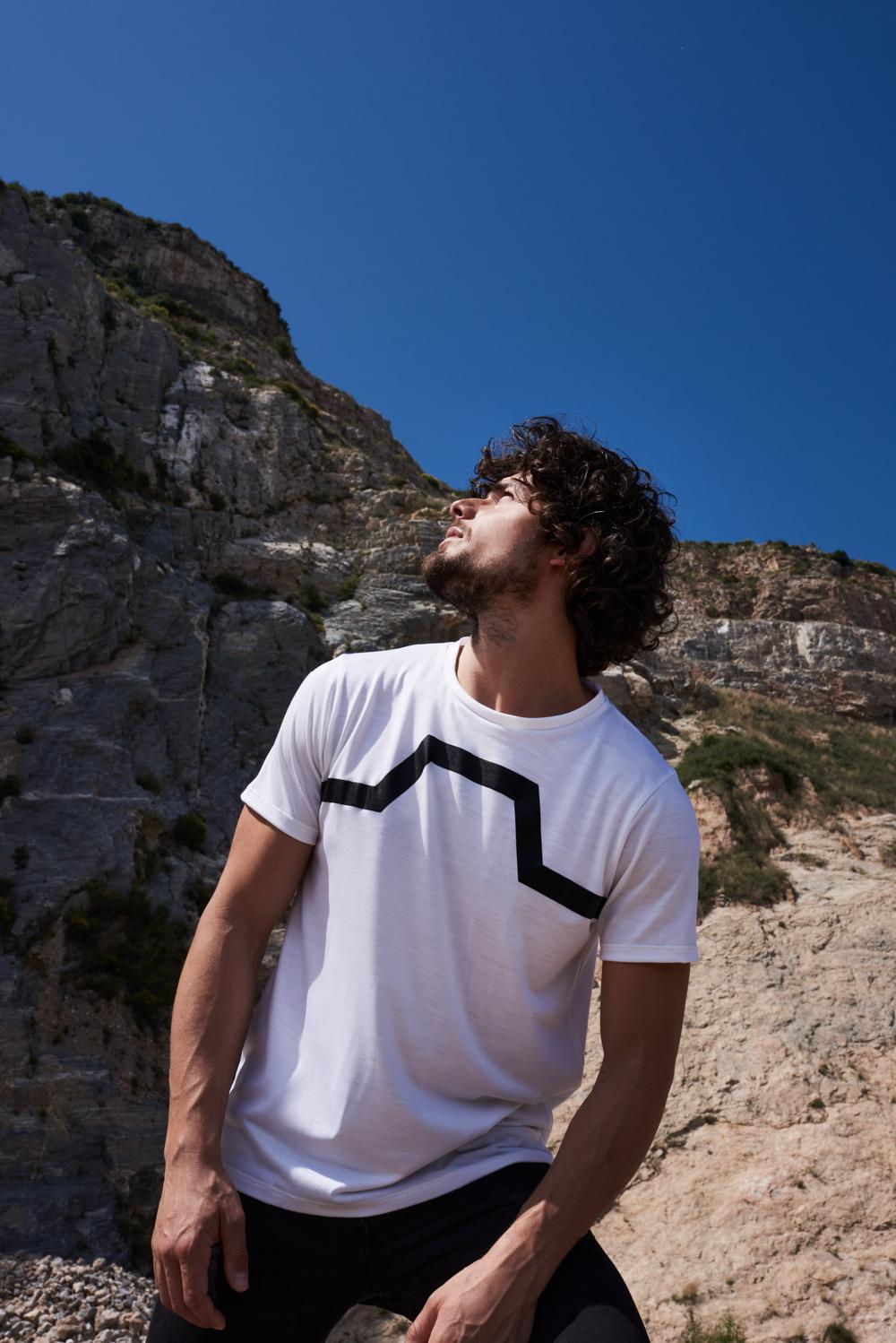 Stories Milano T-SHIRT | ISSUE Soddisfazione Garantita