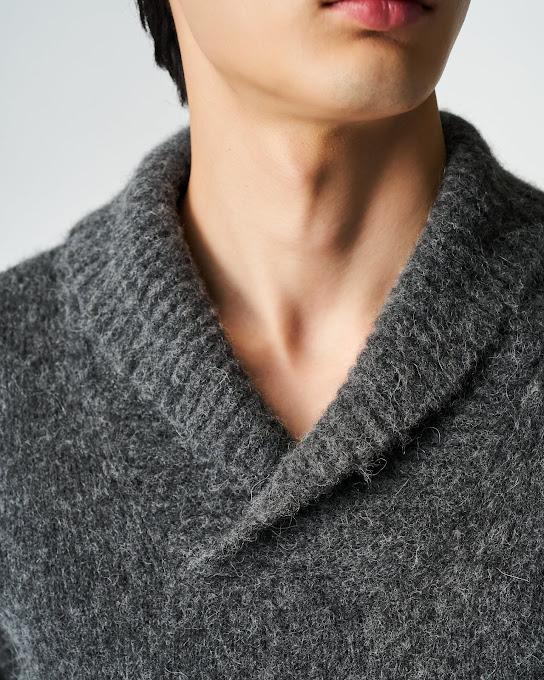 Suoli Maglia Collo Sciallato In Vendita