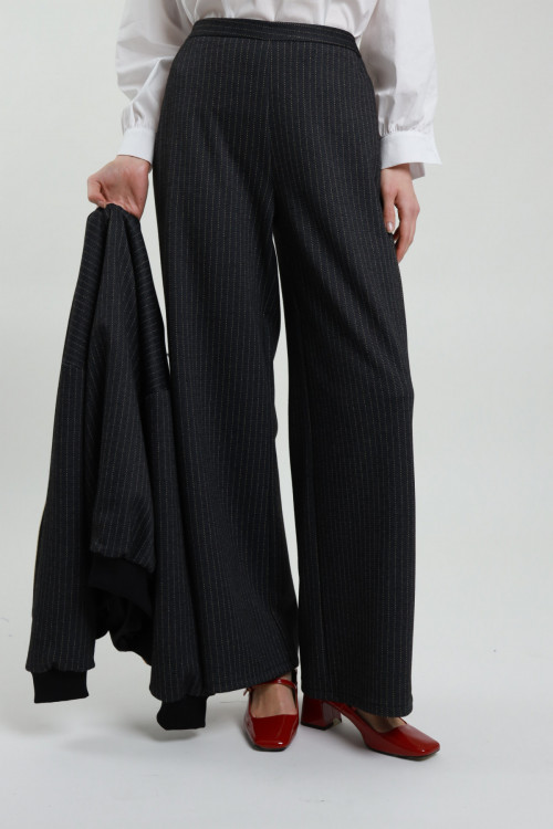 Susy Mix Pantalone Dritto Gessato Fino al 50% di sconto