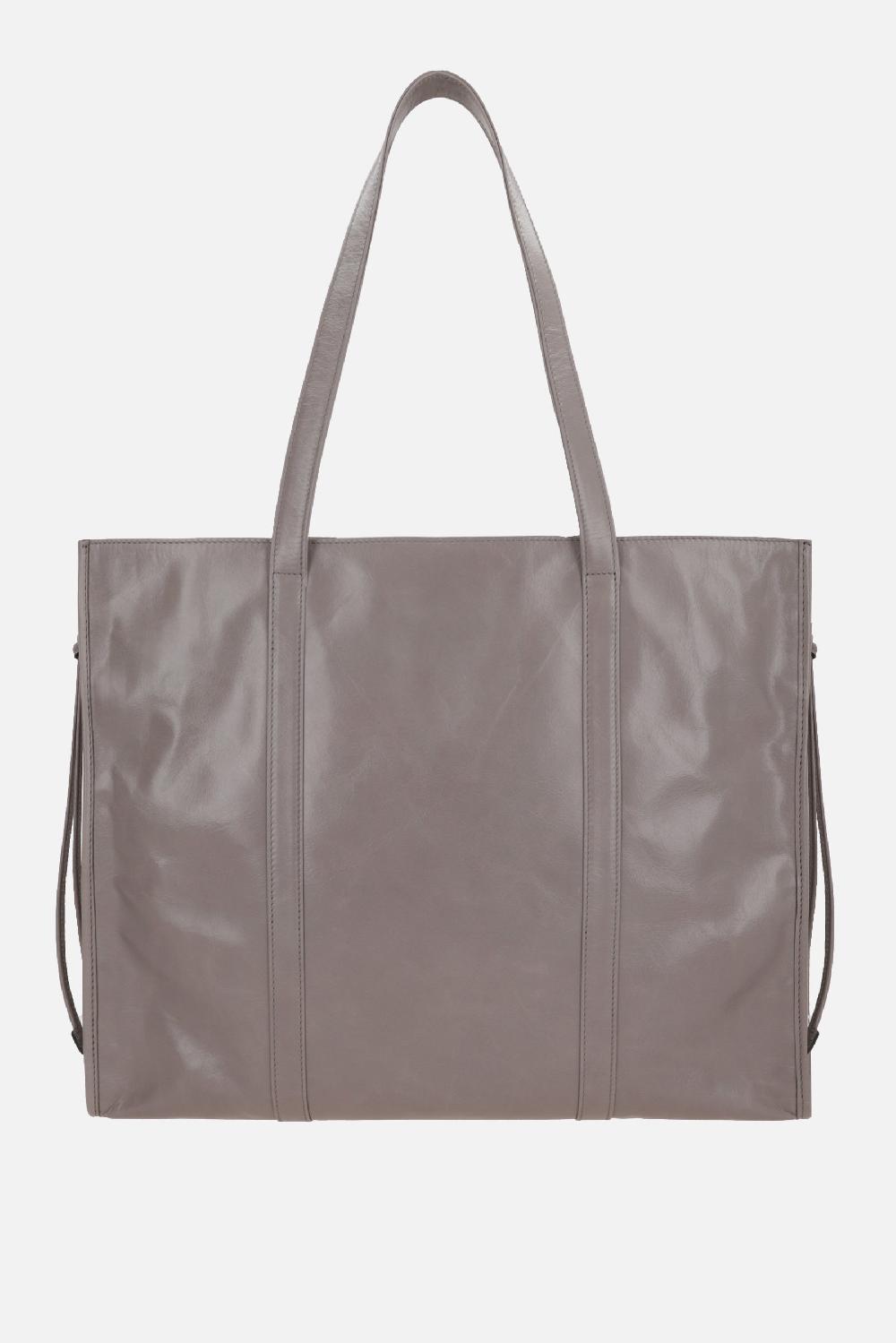 PRADA borsa tote large in pelle Soft Lux Fino al 60% di sconto