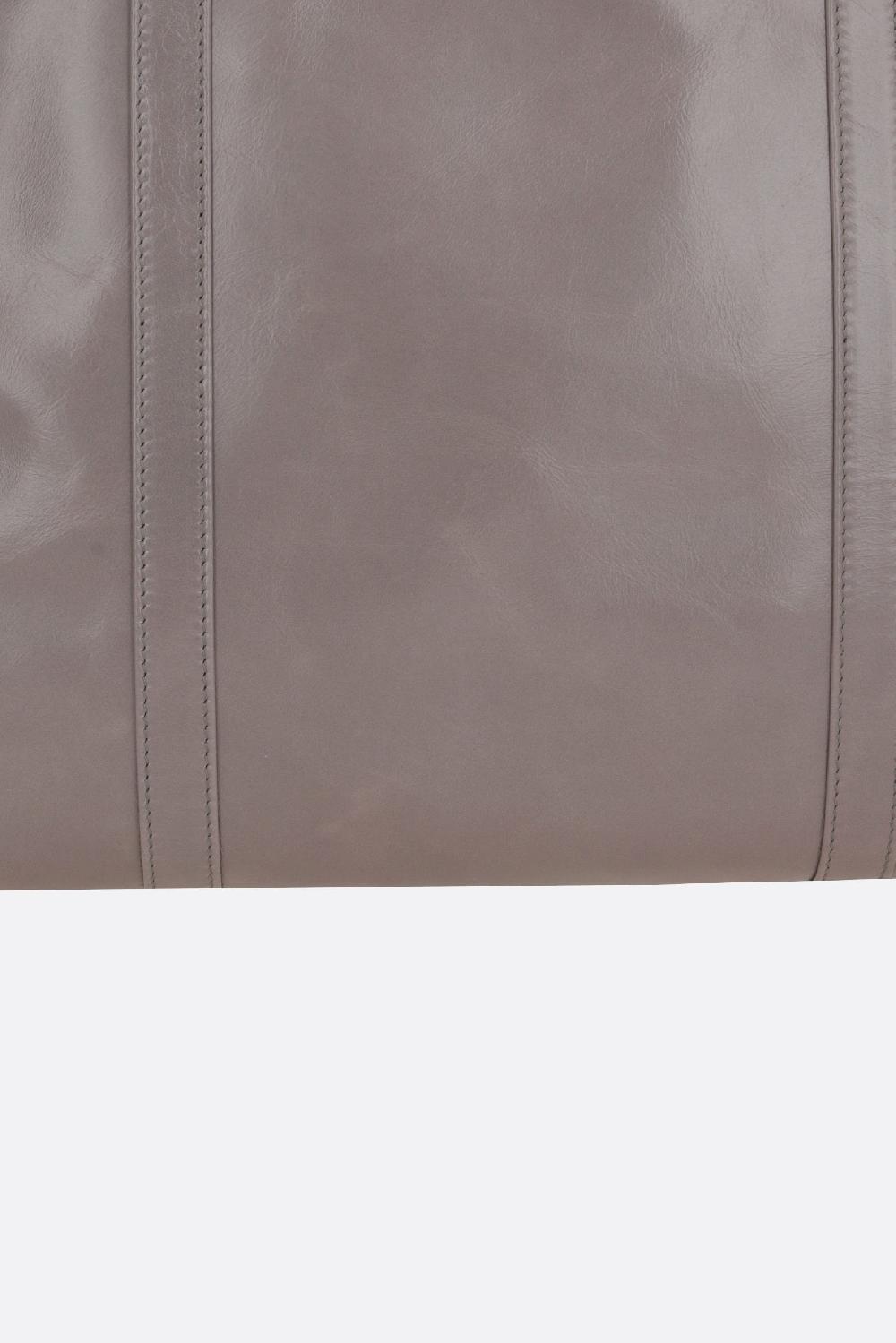 PRADA borsa tote large in pelle Soft Lux Fino al 60% di sconto