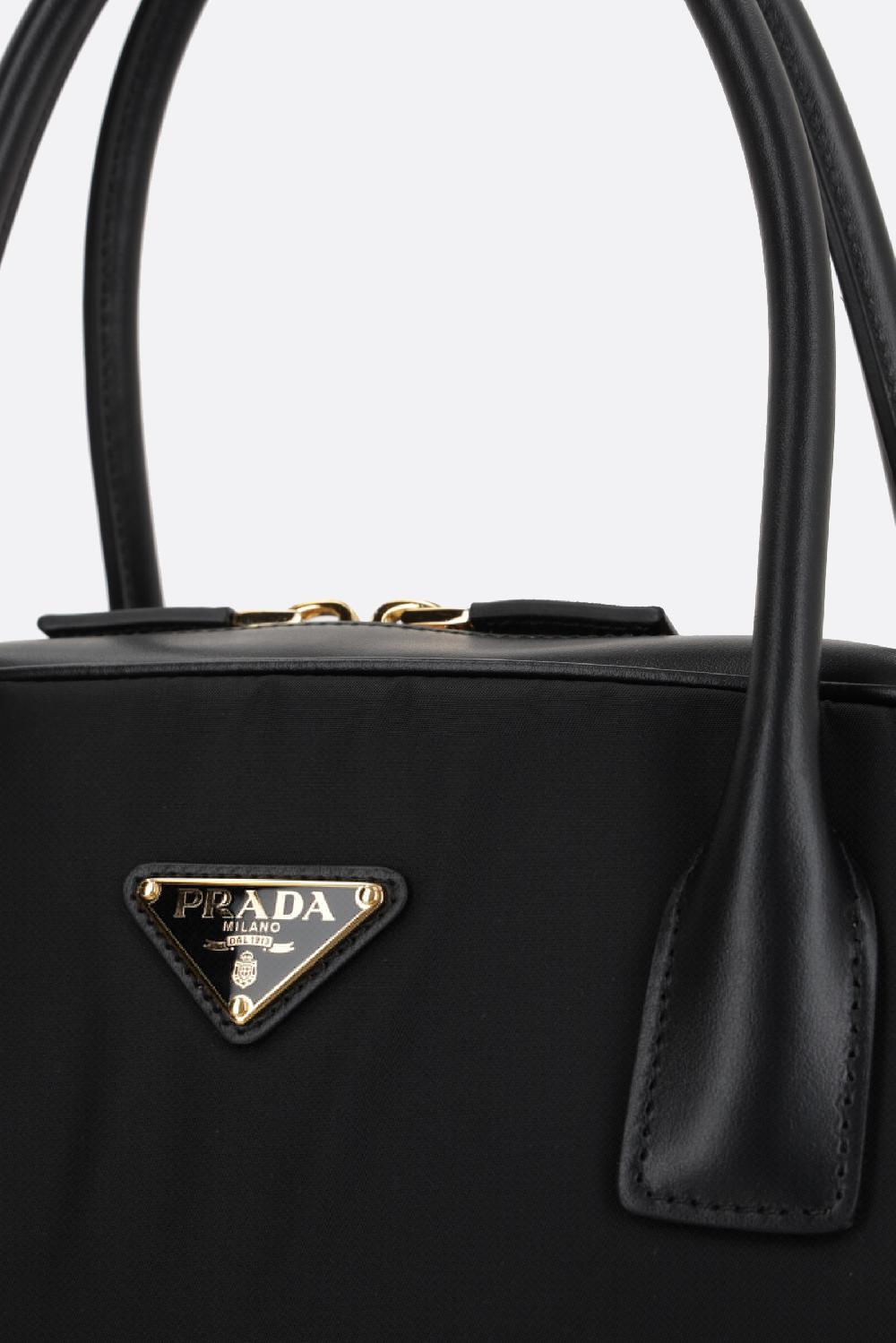 PRADA borsa bauletto large in Re-Nylon e pelle liscia In Linea