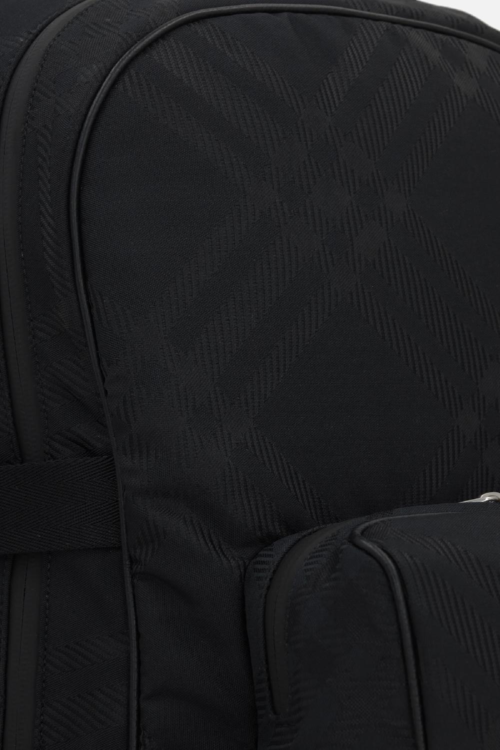 BURBERRY zaino in jacquard Check Offerta temporanea