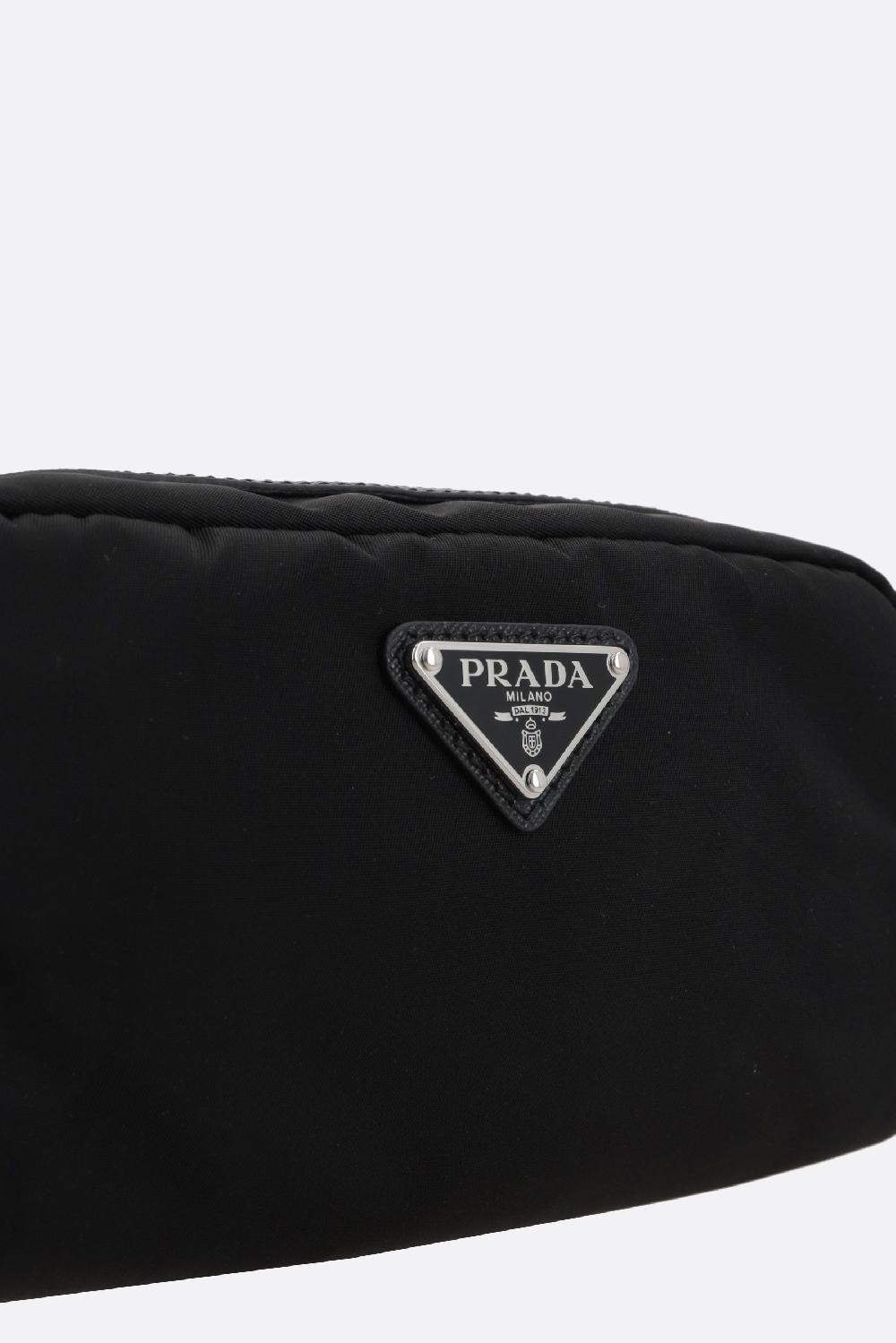 PRADA beauty case in Re-Nylon Discount Store per i nuovi prodotti