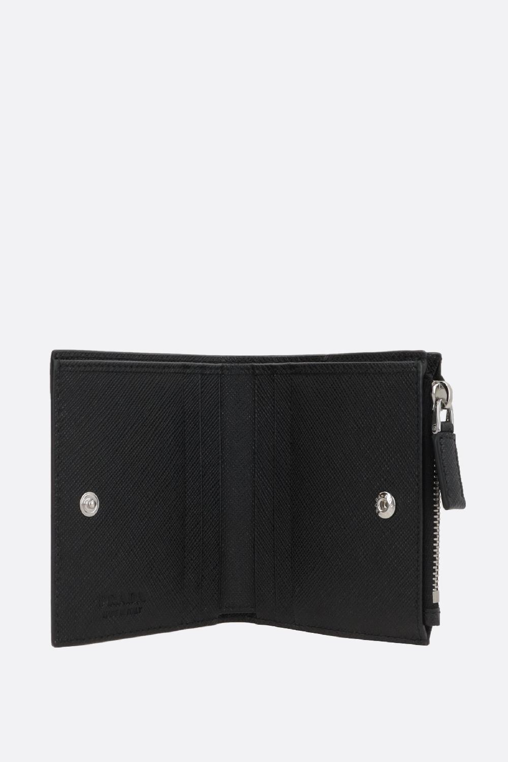 PRADA portafogli compatto in pelle Saffiano 50% di sconto per tempo limitato