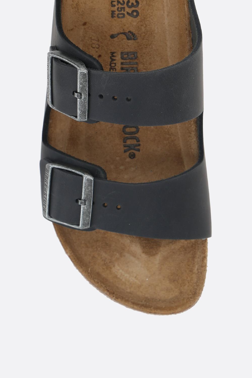 BIRKENSTOCK sandalo flat Arizona BS in pelle oliata (Narrow Fit) Offerta San Valentino