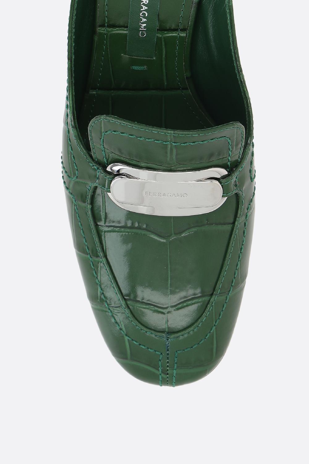 FERRAGAMO mule Elodye in pelle stampa coccodrillo Liquidazione