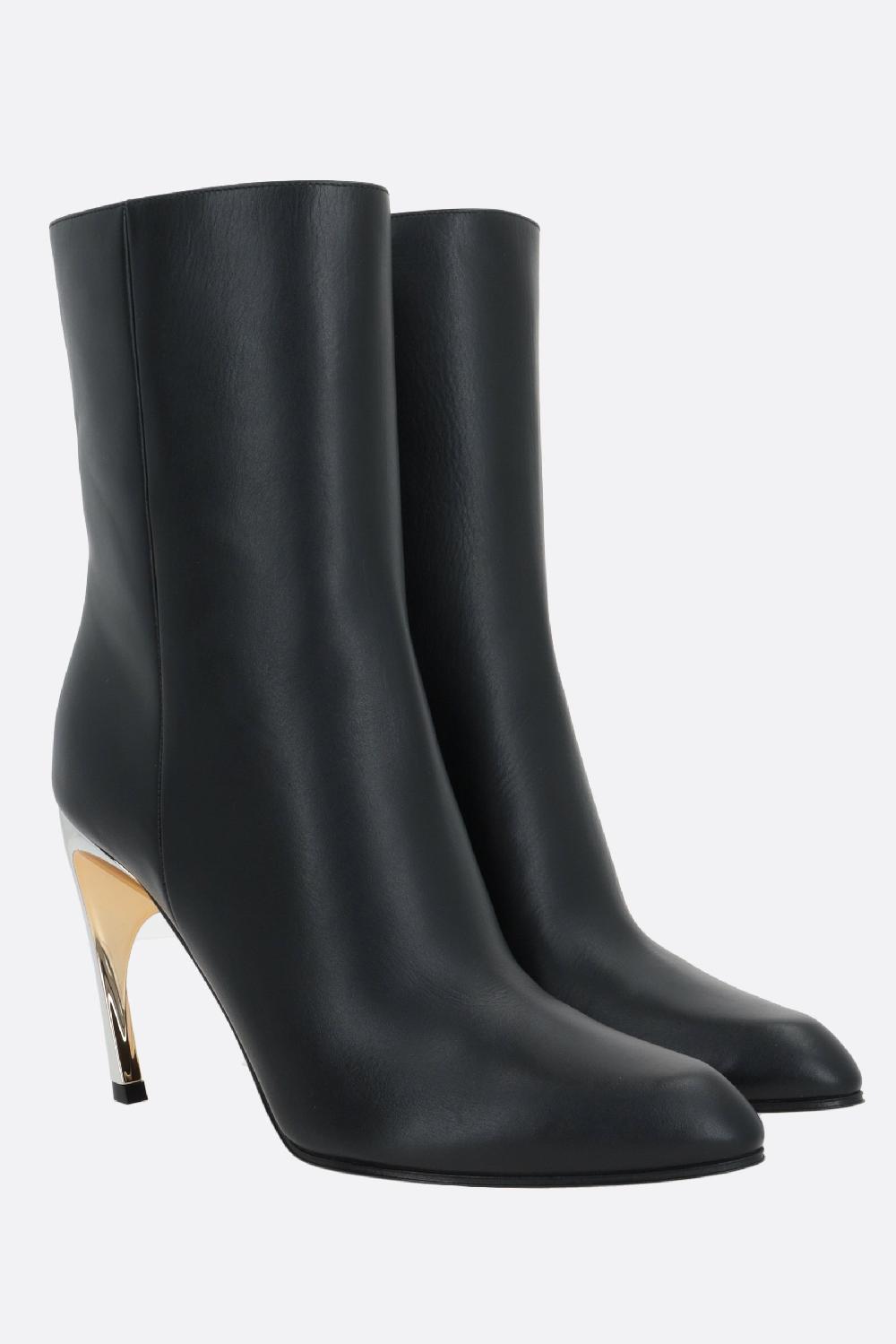 ALEXANDER McQUEEN stivaletto Armadillo in pelle liscia Vendita