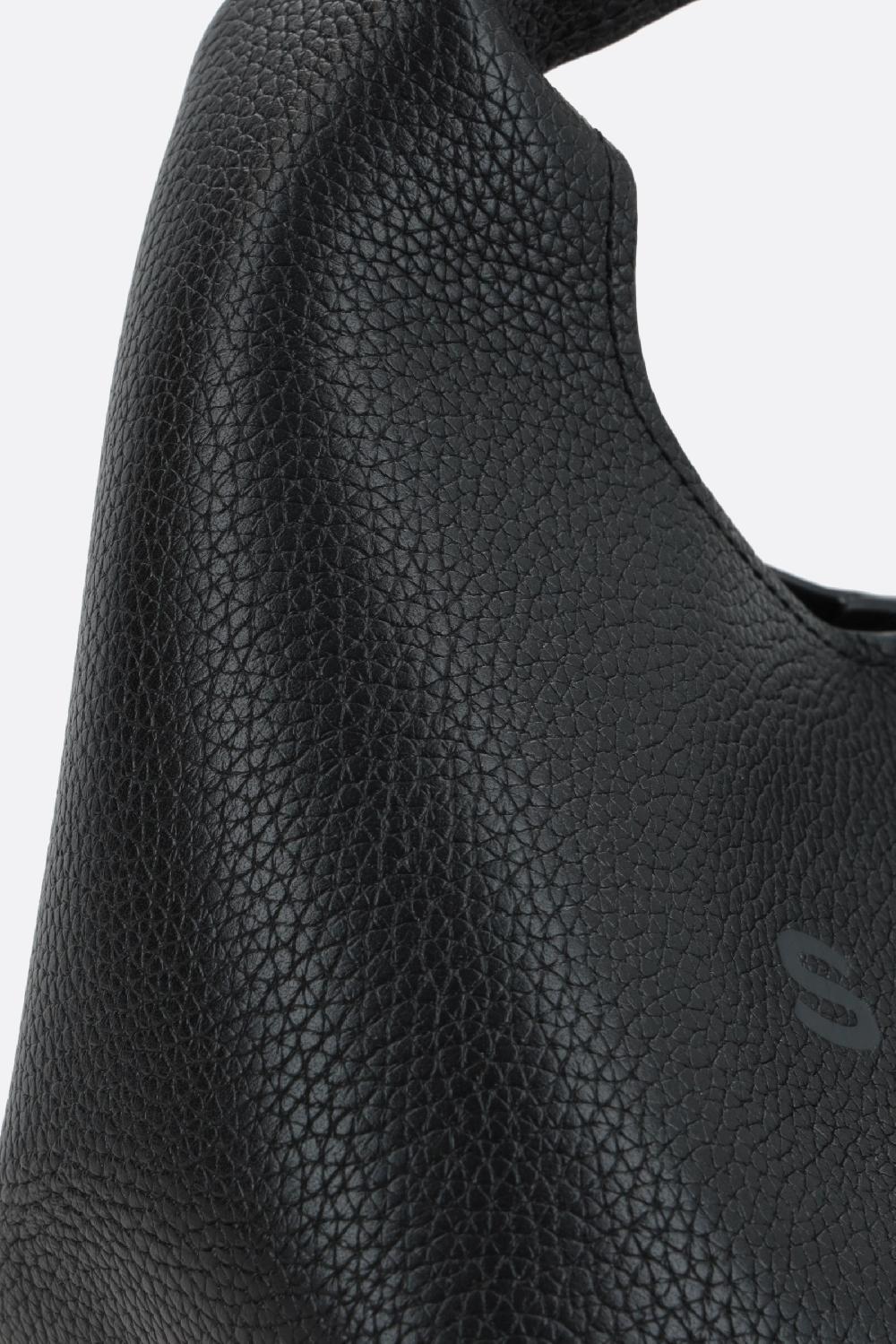 MARC JACOBS borsa a mano The Mini Sack in pelle martellata Offerta esclusiva