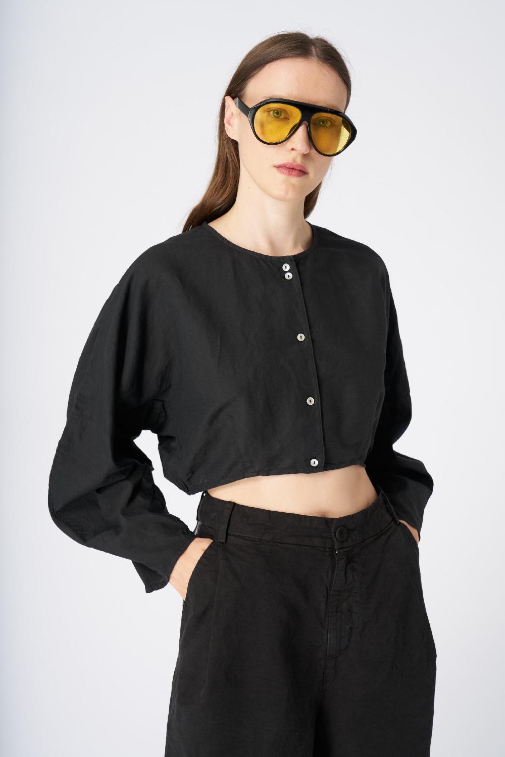 120% Lino Cropped Button-Down Linen Shirt Comprane uno, ottenene uno gratis