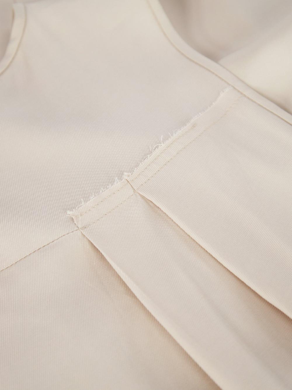 8pm Kuala Lumpur Abito Enormi sconti