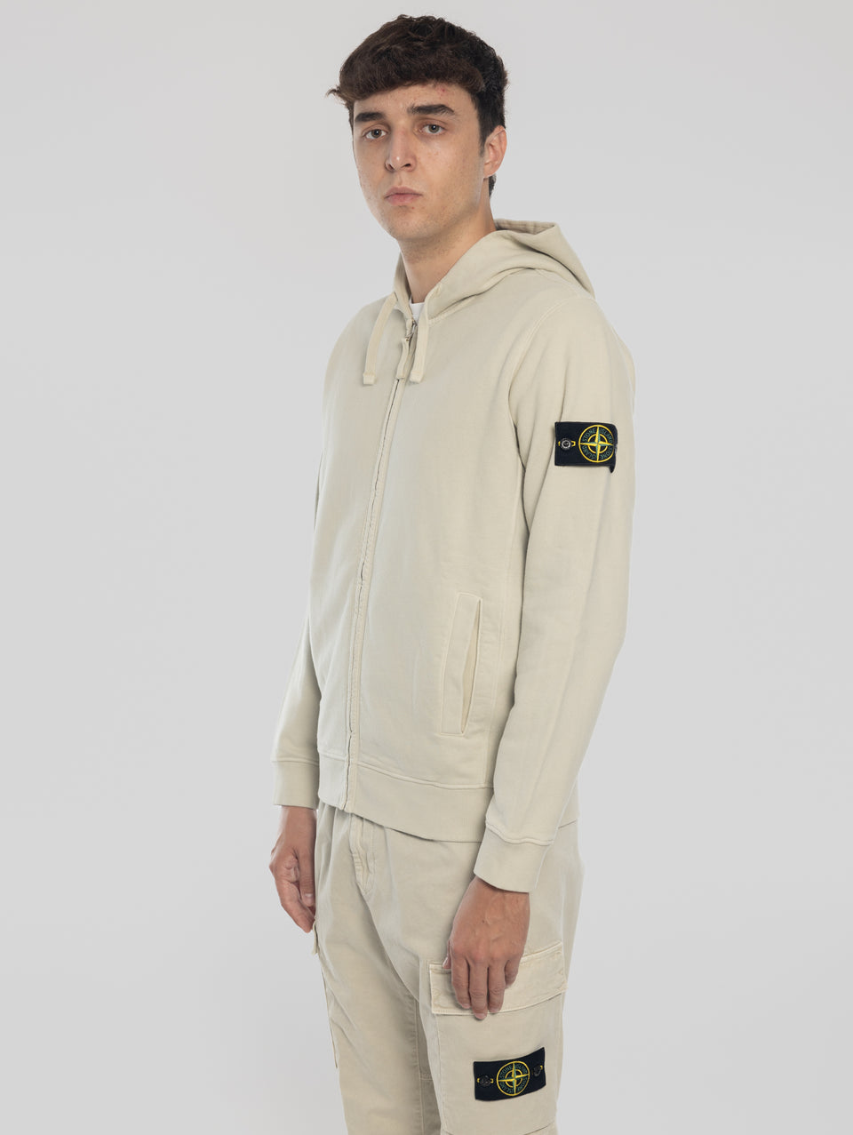 STONE ISLAND Felpa Full Zip in Cotone Organico Stucco Consegna Veloce