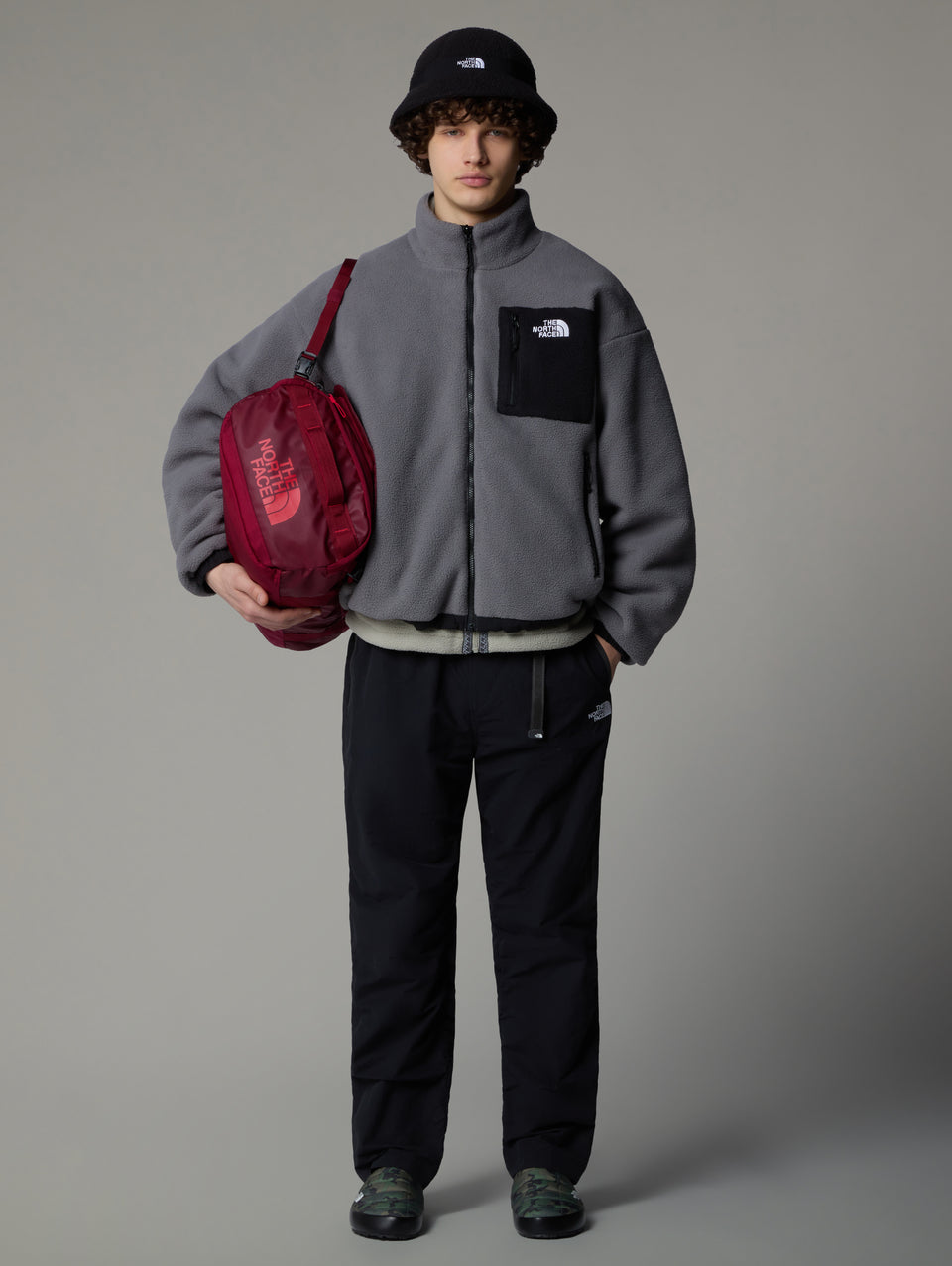 THE NORTH FACE Giacca da Uomo in Pile Reversibile Yumiori Grigio/Nero Sconti questo mese