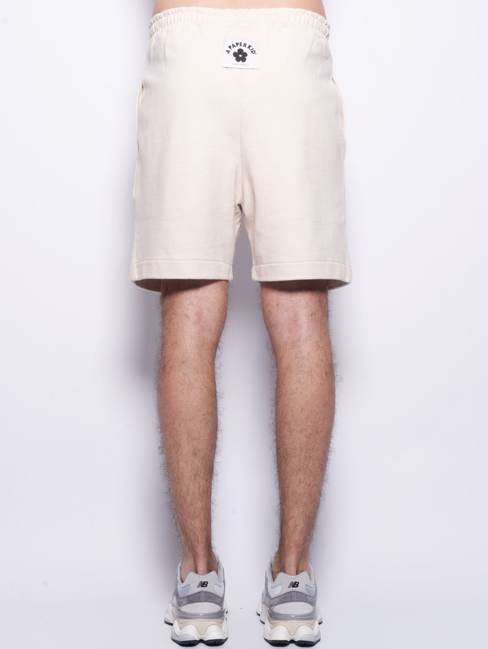 A PAPER KID Shorts in Felpa con Pince Sabbia Offerta per la Festa della Mamma