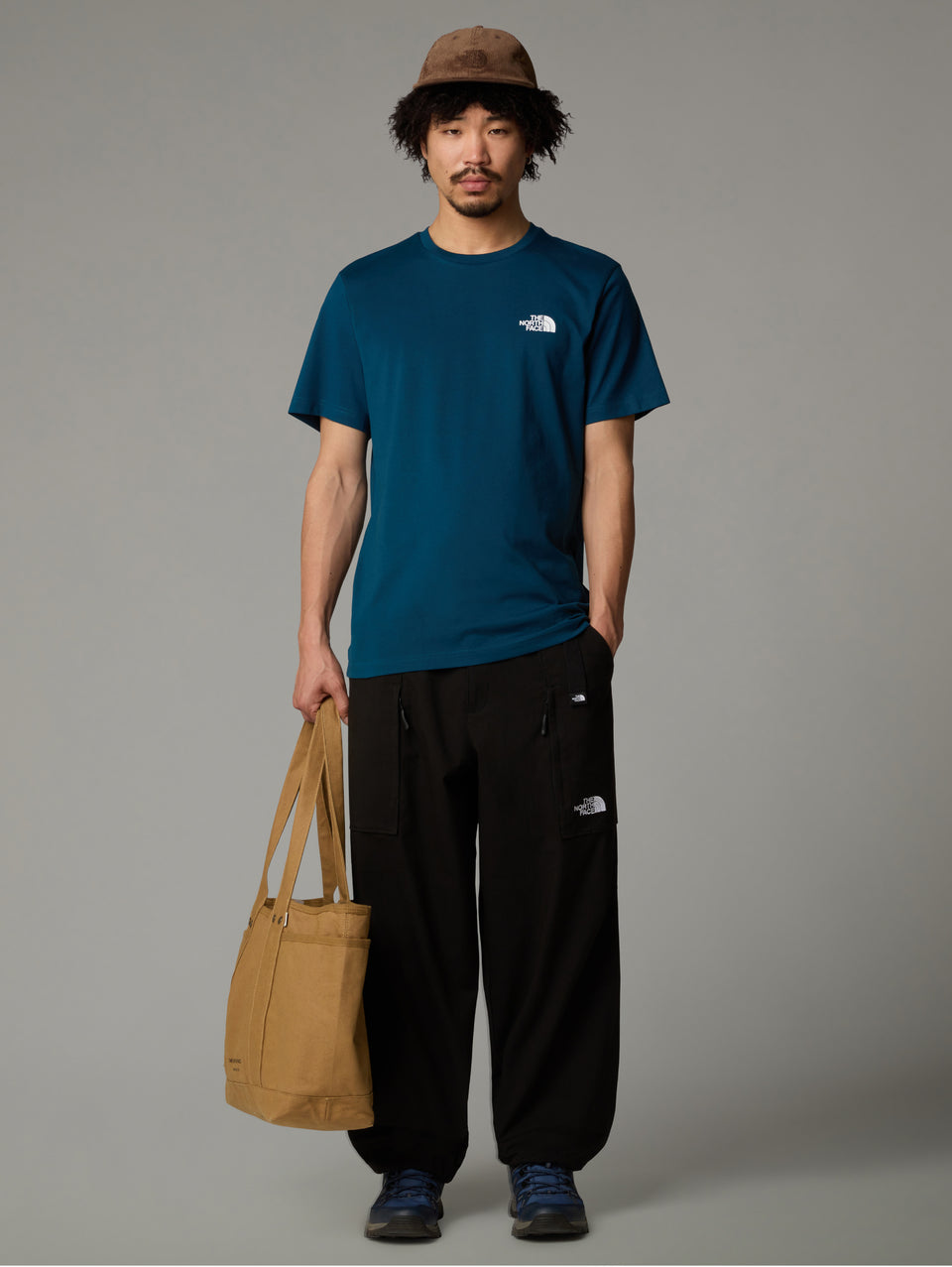 THE NORTH FACE T-shirt Regular Fit con Logo Petrolio Offerta San Valentino