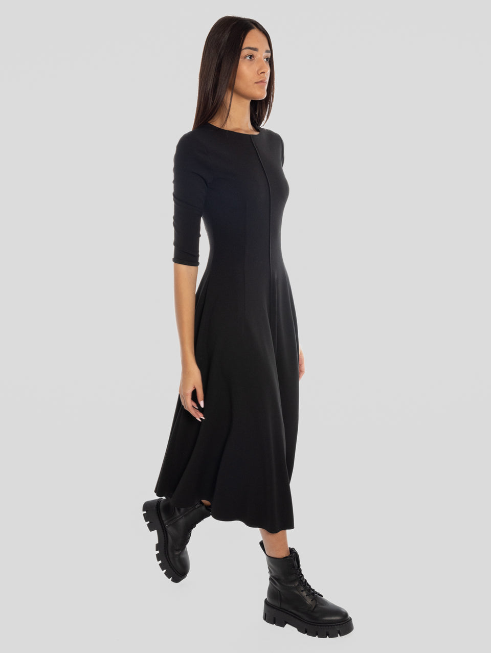 MAISON SECRÈTE Abito Midi con Gonna Svasata Nero Pezzi Unici