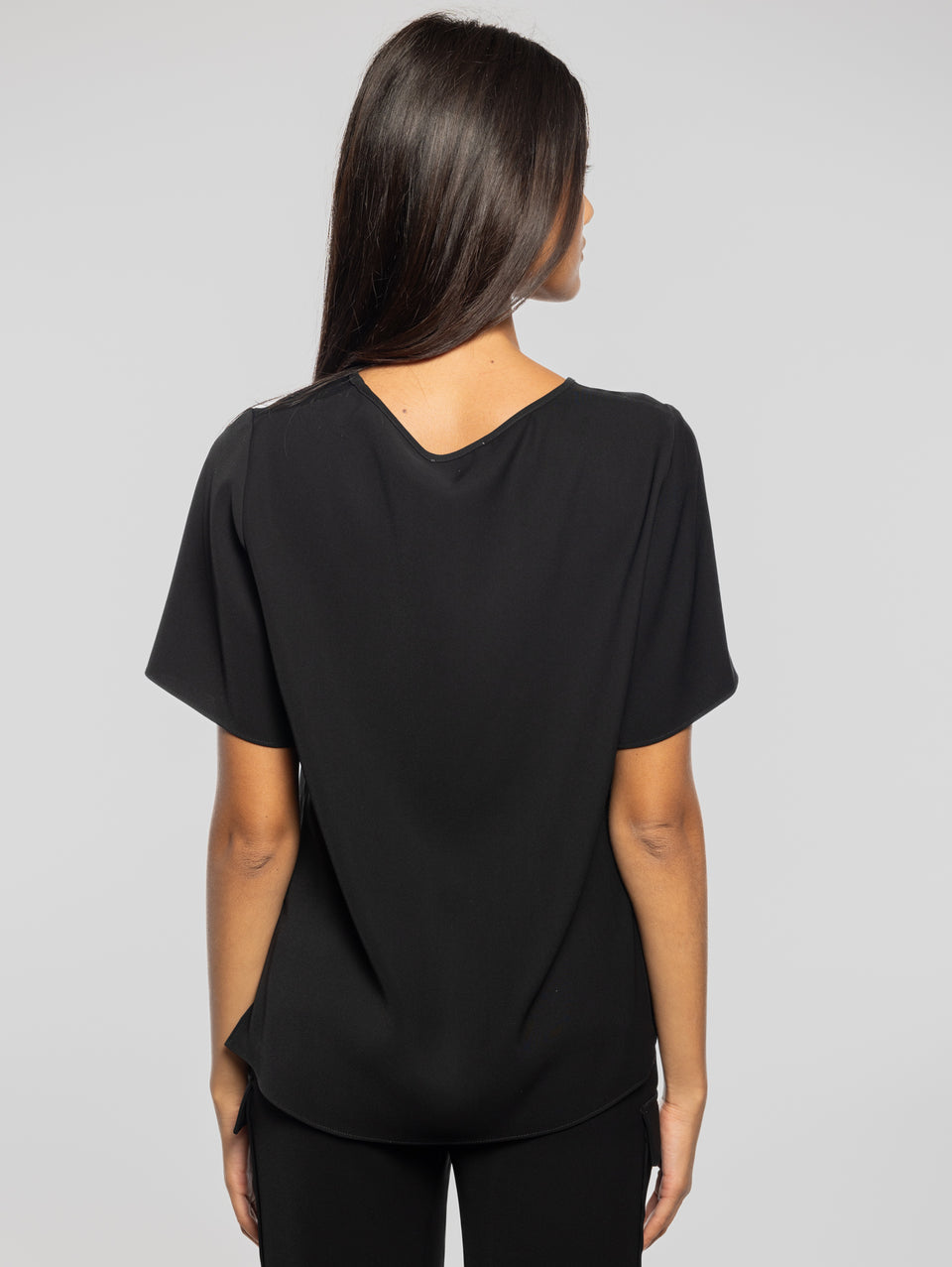 P.A.R.O.S.H. Blusa Girocollo con Maniche Corte Nero Presa