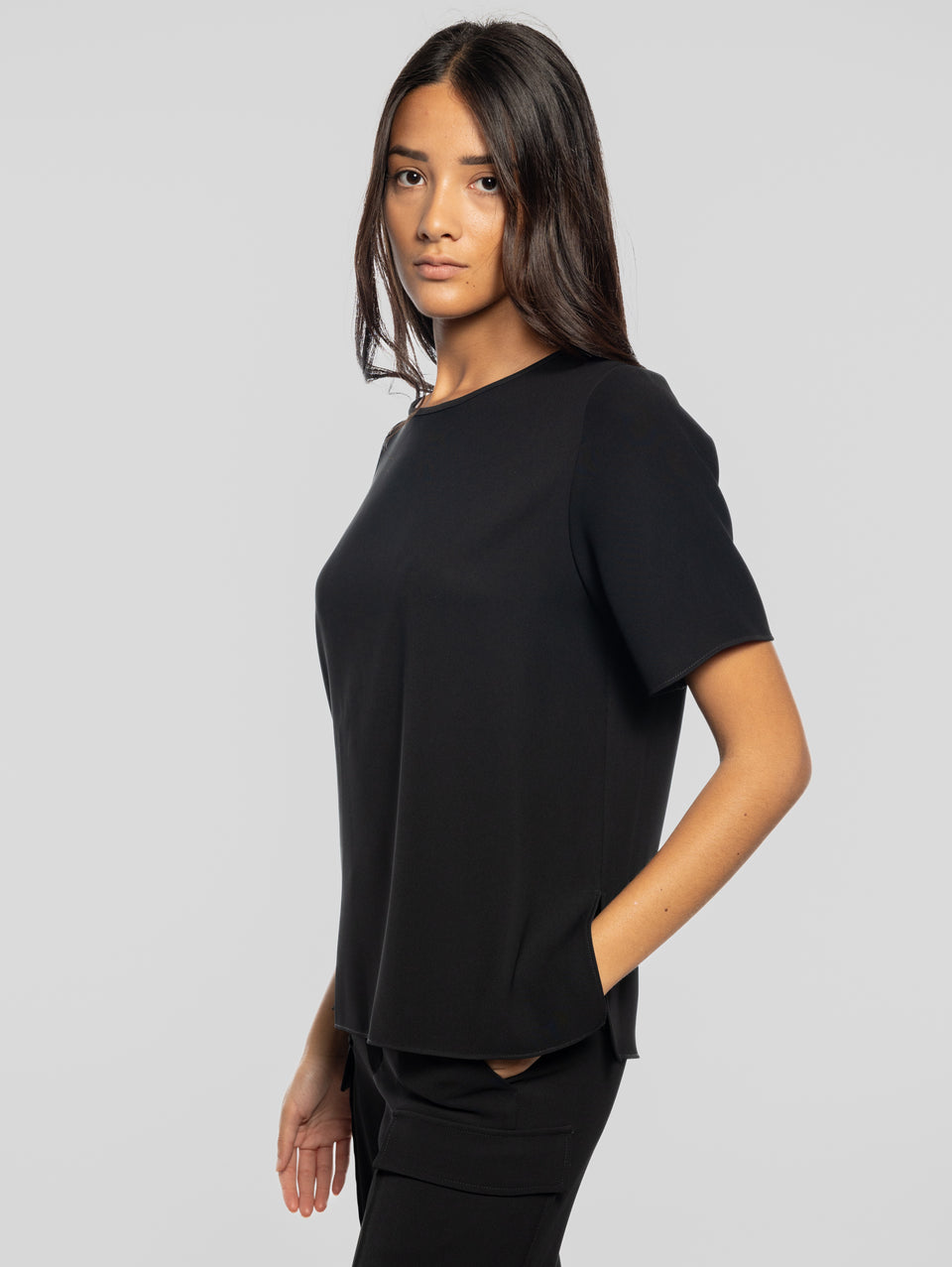P.A.R.O.S.H. Blusa Girocollo con Maniche Corte Nero Presa