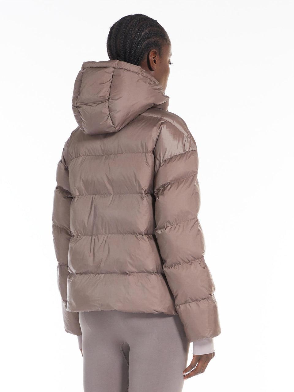 MAX MARA LEISURE Piumino Corto con Cappuccio con Imbottitura in Luxepad Nocciola Rilascio limitato