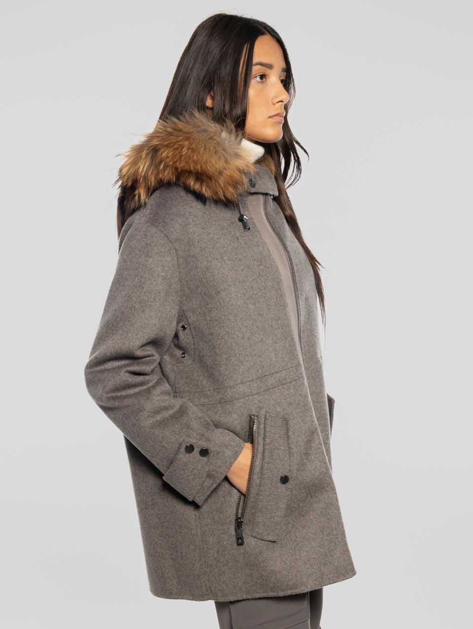 P.A.R.O.S.H. Cappotto con Cappuccio in Double di Lana Marrone In vendita