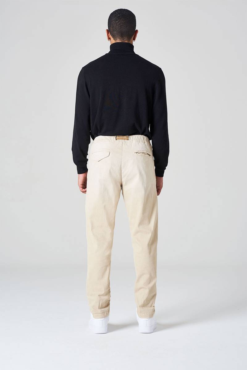 White sand Pantalone in cotone stretch con toppe Smaltimento dello stoccaggio