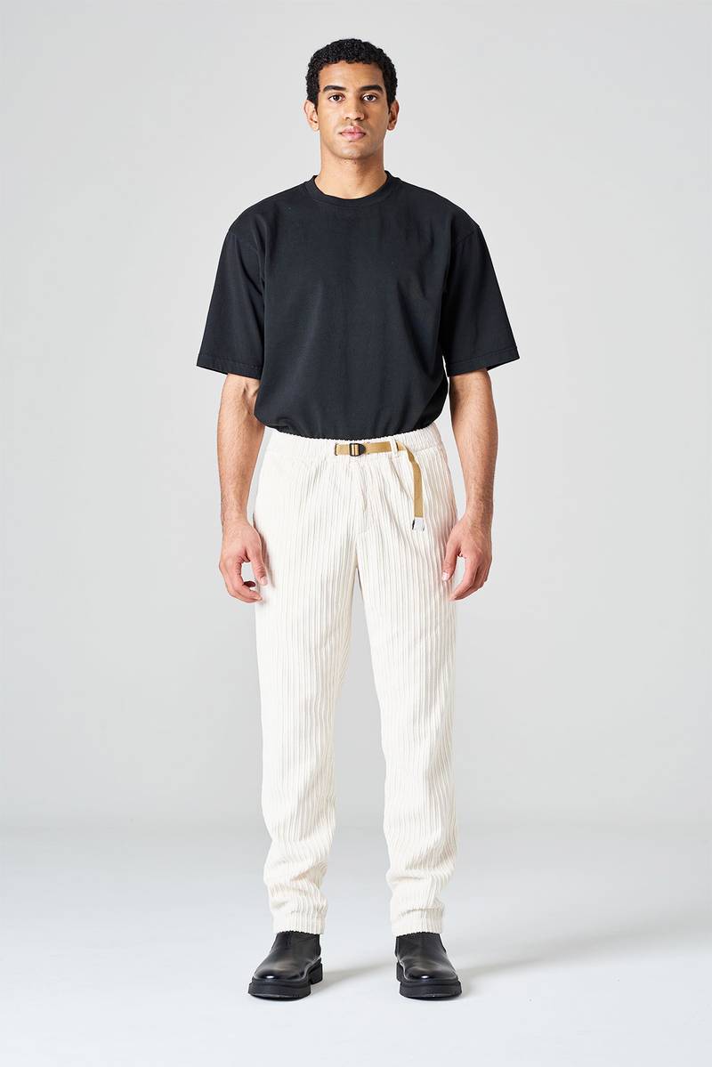 White sand Pantalone in velluto a costa larga Latest fashion