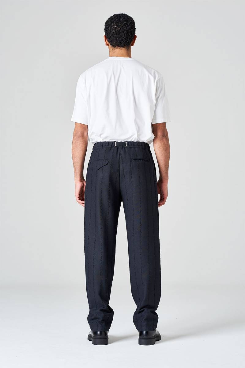 White sand Pantalone gamba dritta con pinces in flanella gessata Grandi sconti