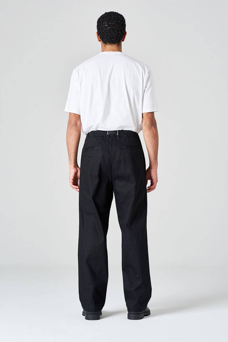 White sand Pantalone gamba larga con pinces centrale Sconti VIP