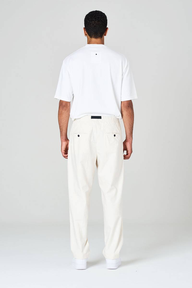 White sand Pantaloni in gabardina di cotone ricamata Fino al 60% di sconto