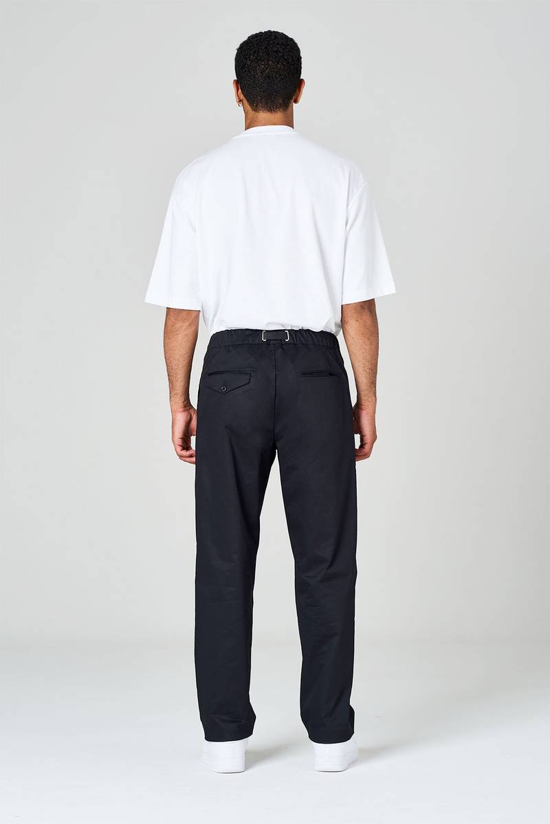 White sand Pantalone modello tuta con pinces Fino al 65% di sconto