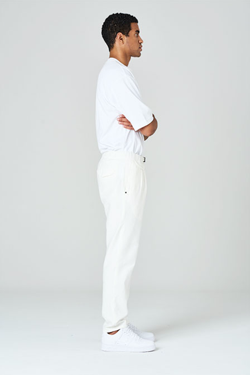 White sand Pantaloni regular fit con doppia pince Italy