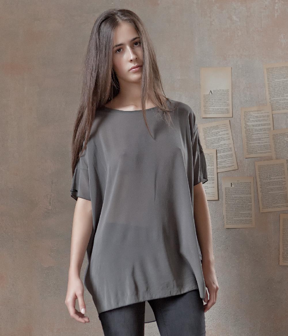 Album Di Famiglia art. 14S1712 T-SHIRT OVERSIZE M/C SETA Offerte esclusive